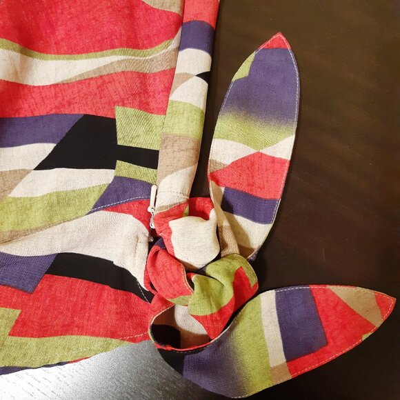 Melrose Petites Colourful Geometric Pattern Peplum Sleeveless Blouse Top Sz 10 - Picture 4 of 8